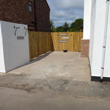 Pet Friendly Beautiful Detached Cottage Close To Spurn Point, Easington And Withersea Kingston upon Hull ภายนอก รูปภาพ