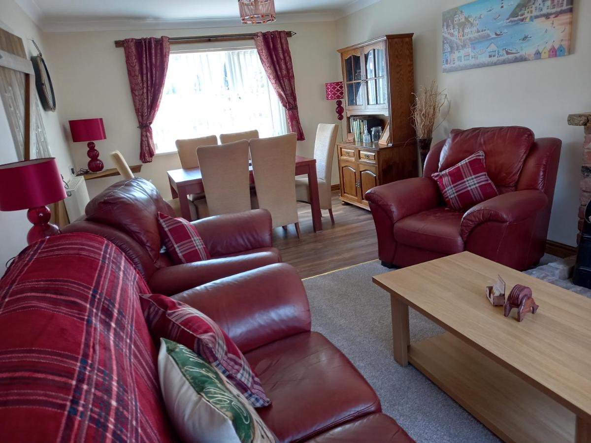 Pet Friendly Beautiful Detached Cottage Close To Spurn Point, Easington And Withersea Kingston upon Hull ภายนอก รูปภาพ