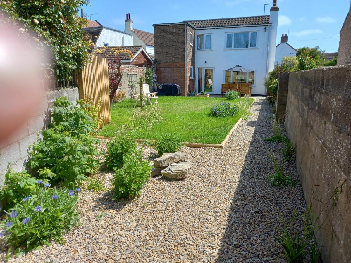 Pet Friendly Beautiful Detached Cottage Close To Spurn Point, Easington And Withersea Kingston upon Hull ภายนอก รูปภาพ