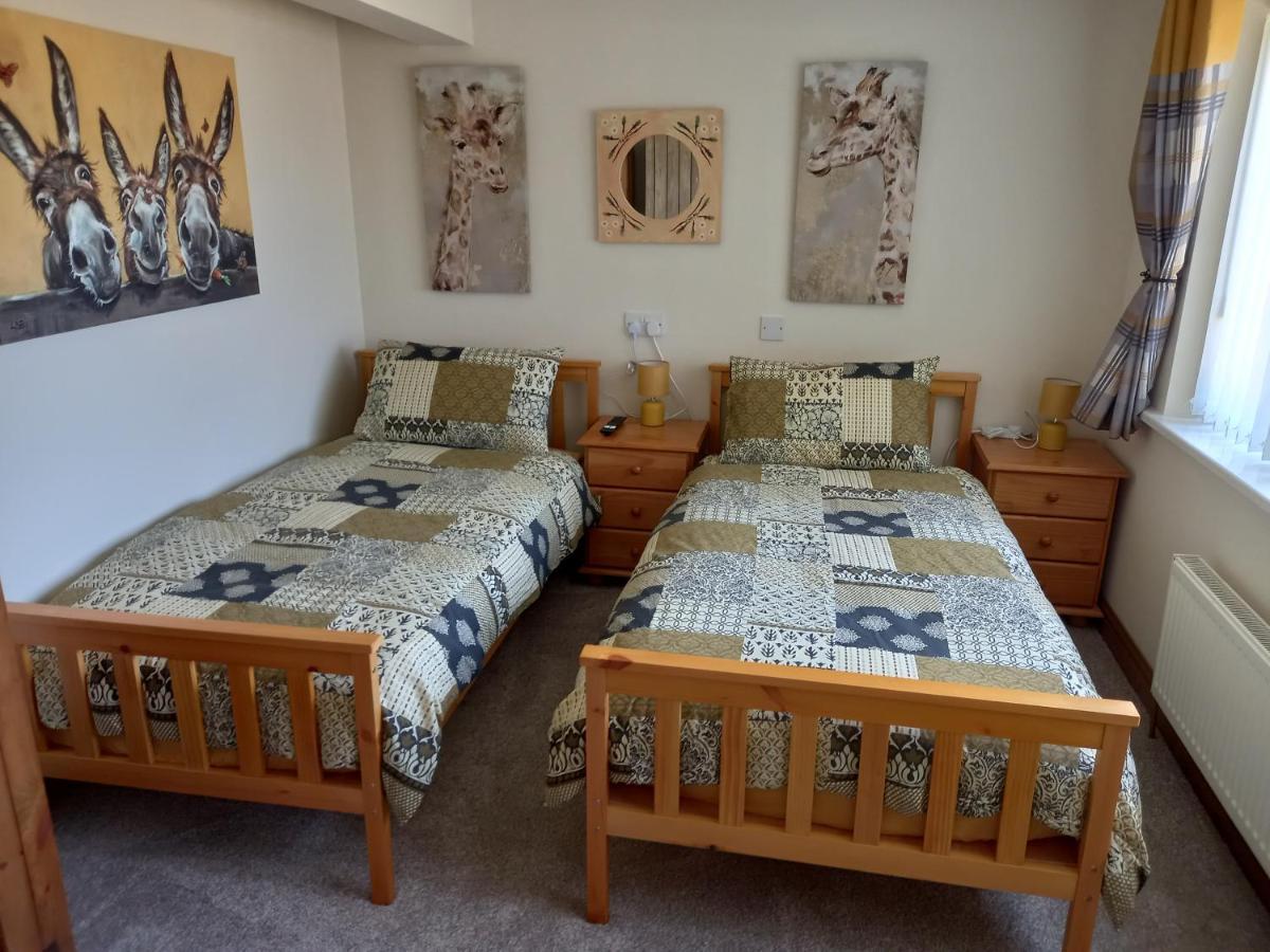 Pet Friendly Beautiful Detached Cottage Close To Spurn Point, Easington And Withersea Kingston upon Hull ภายนอก รูปภาพ