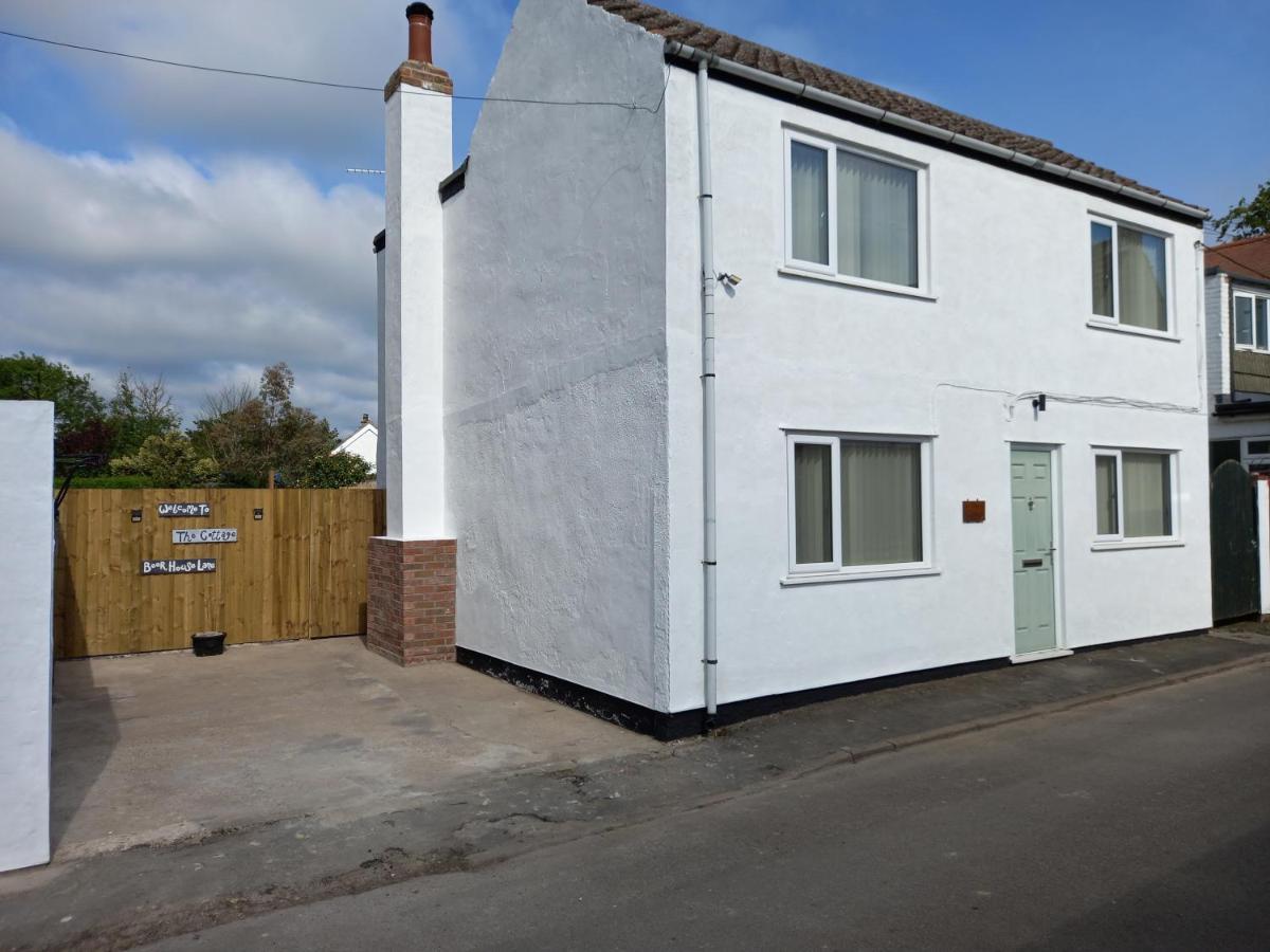 Pet Friendly Beautiful Detached Cottage Close To Spurn Point, Easington And Withersea Kingston upon Hull ภายนอก รูปภาพ