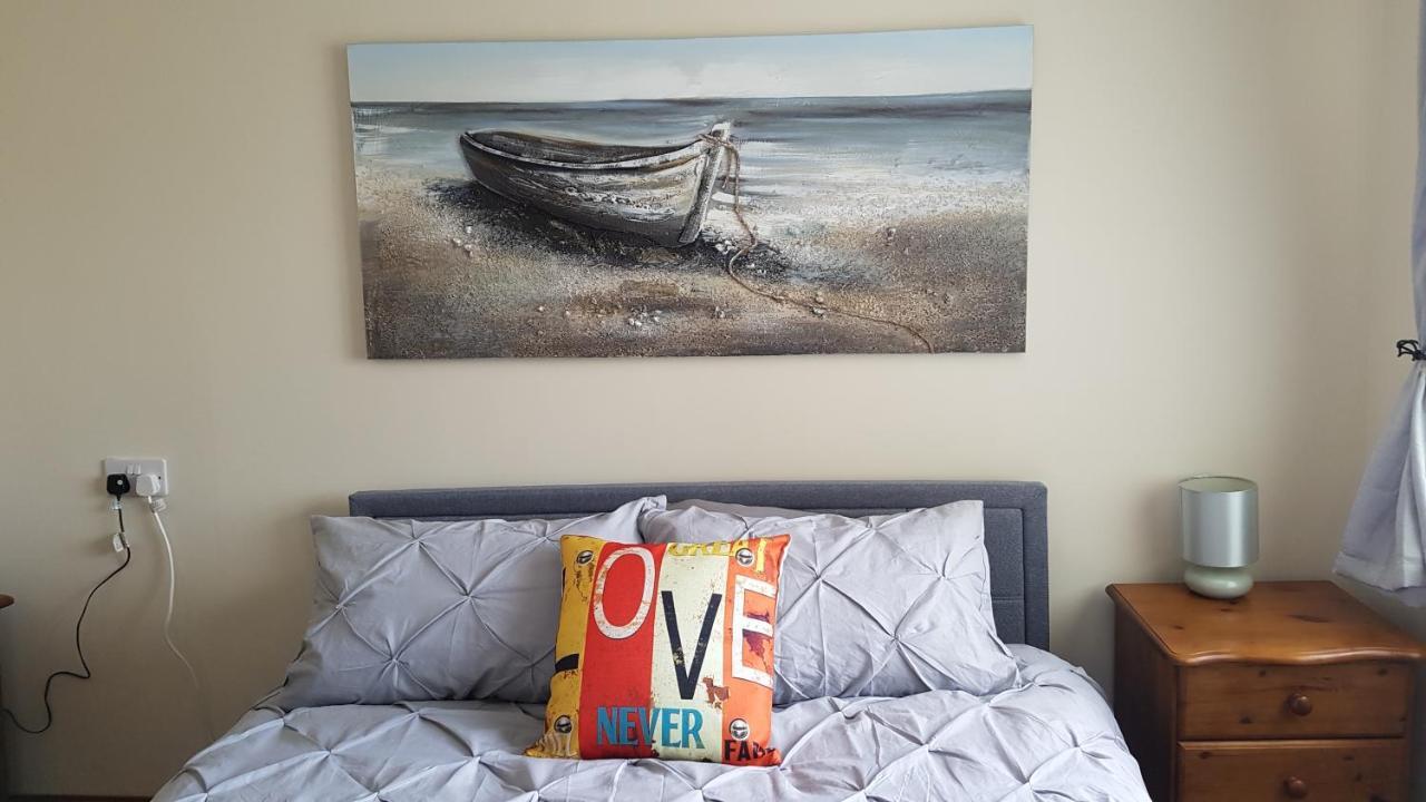 Pet Friendly Beautiful Detached Cottage Close To Spurn Point, Easington And Withersea Kingston upon Hull ภายนอก รูปภาพ